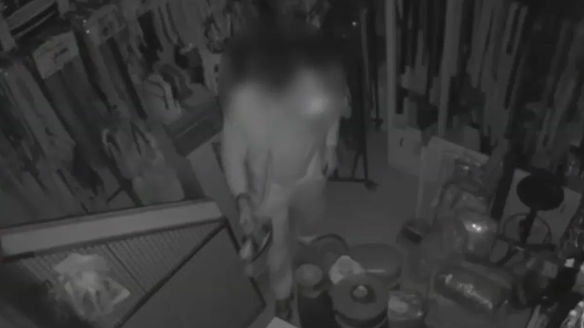 7 yıl hapis cezalı hırsızlık firari yakalandı! O anlar kameraya yansıdı