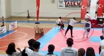 tekvando-secmelerinde-sporcusu-elenen-antrenor-rezaleti-genc-kiza-tokat-attigi-anlar-kamerada-1653040475155.jpg