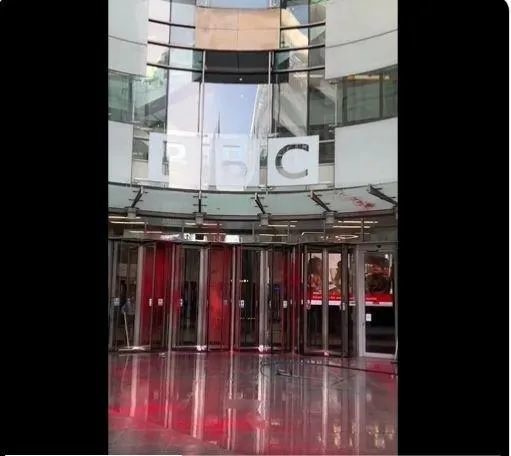 BBC’den muhabirine ‘fosfor’ sansürü! Yayından aldılar