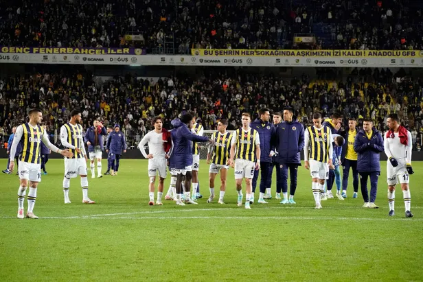 ocak-ara-transfer-doneminde-yer-yerinden-oynayacak-fenerbahce-ataga-gecti-3-brezilyali-yildiz-isim-birden-1701871045574.jpg Ocak ara transfer döneminde yer yerinden oynayacak! Fenerbahçe atağa geçti! 3 yıldız isim birden... - 1