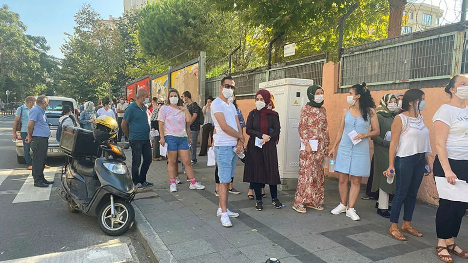 KPSS sınavı koronavirüs tedbirleri ile yapıldı