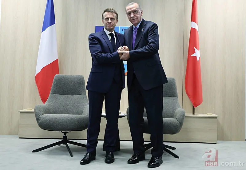 Macron'un Başkan Erdoğan'la tokalaşması gündem oldu! 3