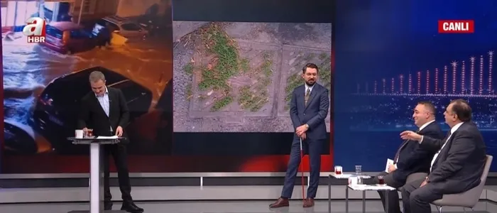 ankarada-vatandas-yagmura-hazirliksizmis-mazgallara-ayrilan-butce-oda-tvye-ayrilmis-1714595618161.jpg Ankara'da vatandaş 'yağmura hazırlıksızmış'! "Mazgallara ayrılan bütçe ODA TV’ye ayrılmış" - 2