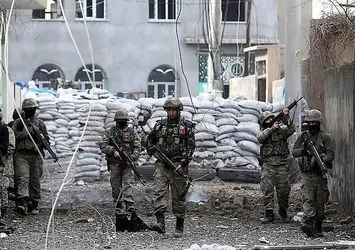 Cizre ve İdil'de sokağa çıkma yasağı saatleri değişti