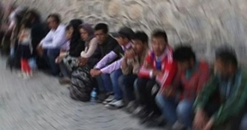Van Da 18 Duzensiz Gocmen Yakalandi
