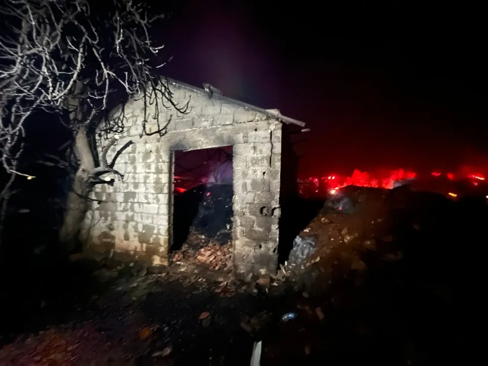 Seydikemer’den Kaş’a sıçrayan yangında ağır bilanço! Evler ve ahırlar yandı: Seralar zarar gördü, hayvanlar telef oldu - 7