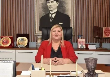 CHP'li Ceyhan Belediyesi'nde 'kanka' skandalı! Arkadaşını özel kalem partiliyi müdür yaptı