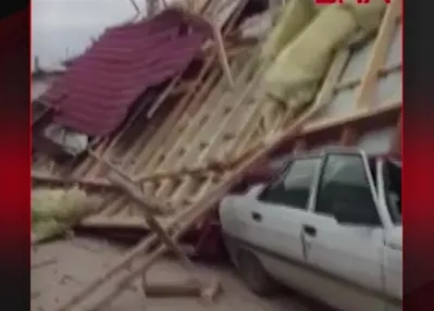 FIRTINA YIKTI GEÇTİ