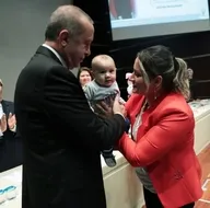 AK Parti Kadın Kolları Eğitim Programında dikkat çeken an