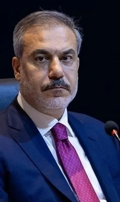 Bakan Fidan'dan diplomasi trafiği