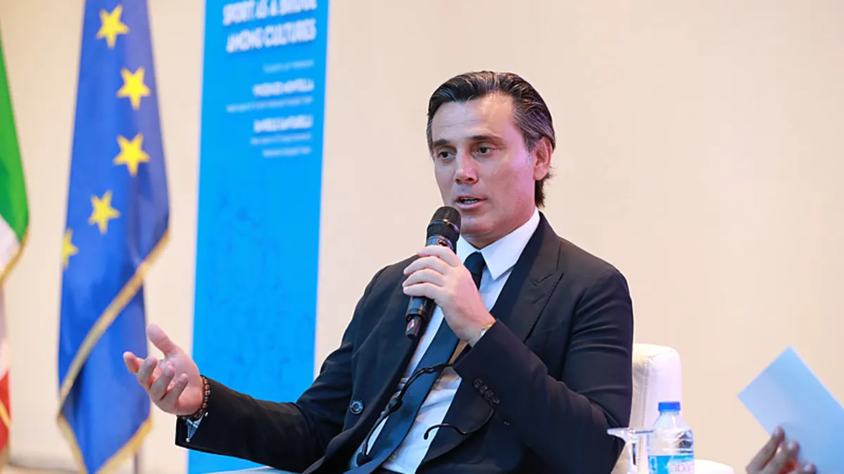 Montella UEFA Milli Takım Teknik Direktörleri Konferansı'na katıldı