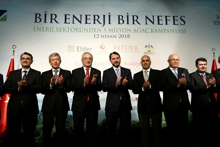 Bakan Berat Albayrak: Çevreci enerji üretiminde dünyada "parmak ısırtacak" düzeye ulaşacağız - 1