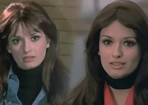 Öyle Olsun'un Alev'i Müjde Ar son haliyle genç kızlara taş çıkardı! Kim der ki 71 yaşında...