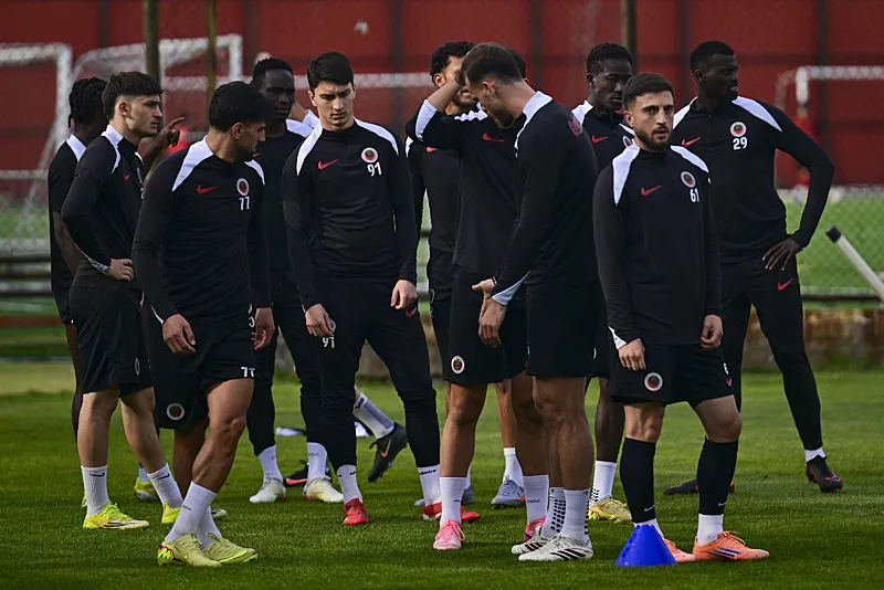 Gençlerbirliği Galatasaray maçında nefesler tutuldu! Şampiyonluk düğümü - 1