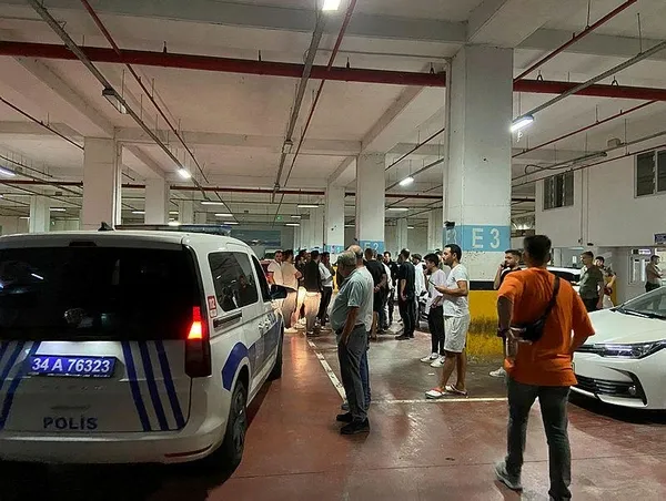 1694318146184.jpeg İSPARK'ta büyük rezalet! Araçlar zarar gördü vatandaş CHP'li İBB'ye isyan etti: Kopyala yapıştır cevap verdiler - 2