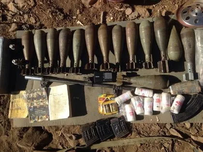 Şemdinli’de PKK’ya ait çok sayıda silah ve mühimmat ele geçirildi
