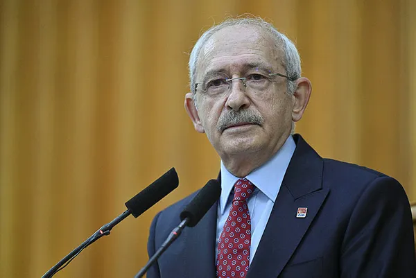 1698753543692.jpg Kemal Kılıçdaroğlu sosyal medyayı salladı! "İktidarı devredin Filistin sorununu çözelim" sözlerini fena ti'ye aldılar: 23 Nisan'ı bekle...