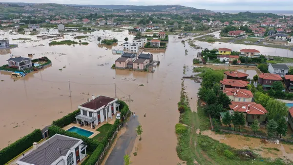Son dakika: Sağanak Şile’yi vurdu CHP’li İBB seyretti