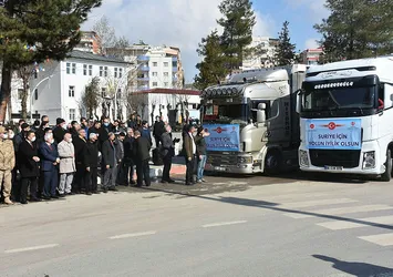 Siirt'ten İdlib kentine 4 tır yardım