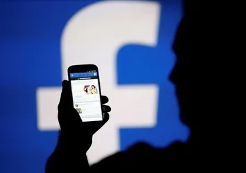 Facebook'ta tek tuşla her şeyi silin!
