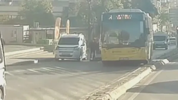 1642687667008.jpg Açtığı kapıyla scooter kullanan kadına çarpmıştı! Mahkemeden flaş karar - 4