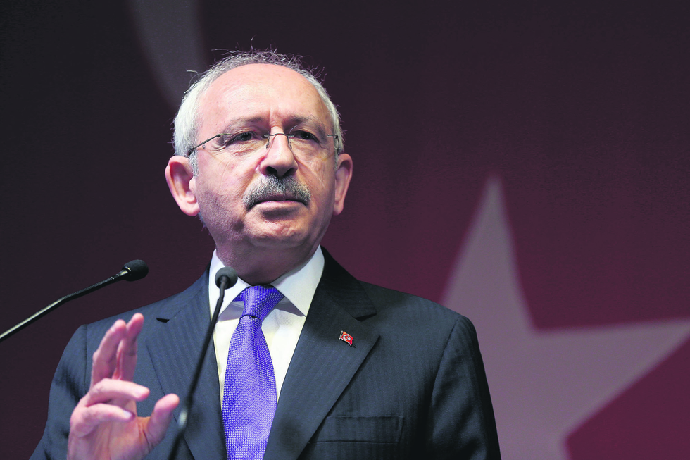 kilicdaroglunun-itirafi-sonrasi-ortalik-karisti-fetoden-chpye-milletvekili-sizdirma-operasyonu-iste-o-kirli-li-1780259210002.jpg Kılıçdaroğlu'nun itirafı sonrası ortalık karıştı! FETÖ'den CHP'ye milletvekili sızdırma operasyonu: İşte o kirli liste - 1