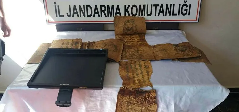 Hakkari'de tarihi İncil ele geçirildi