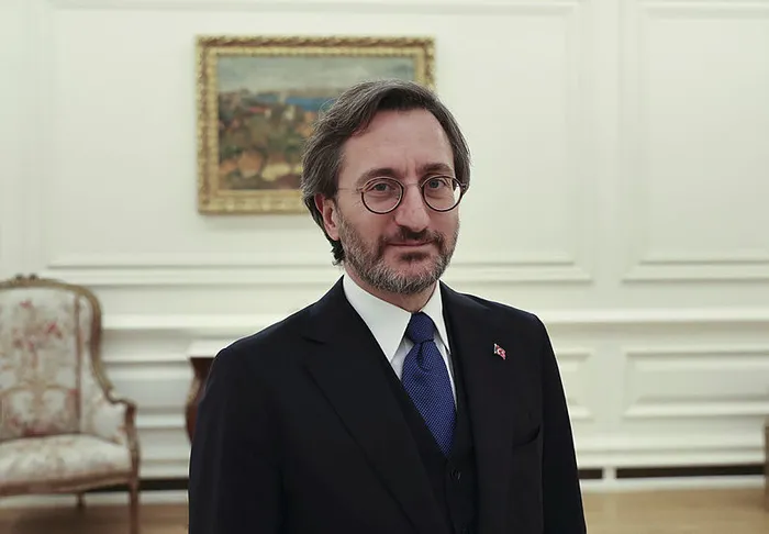 cumhurbaskanligindan-hello-turkiye-kampanyasi-1642113825518.jpg Cumhurbaşkanlığından "Hello Türkiye" kampanyası - 1