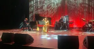 Aynur Doğan İBB konserinde sahne aldı