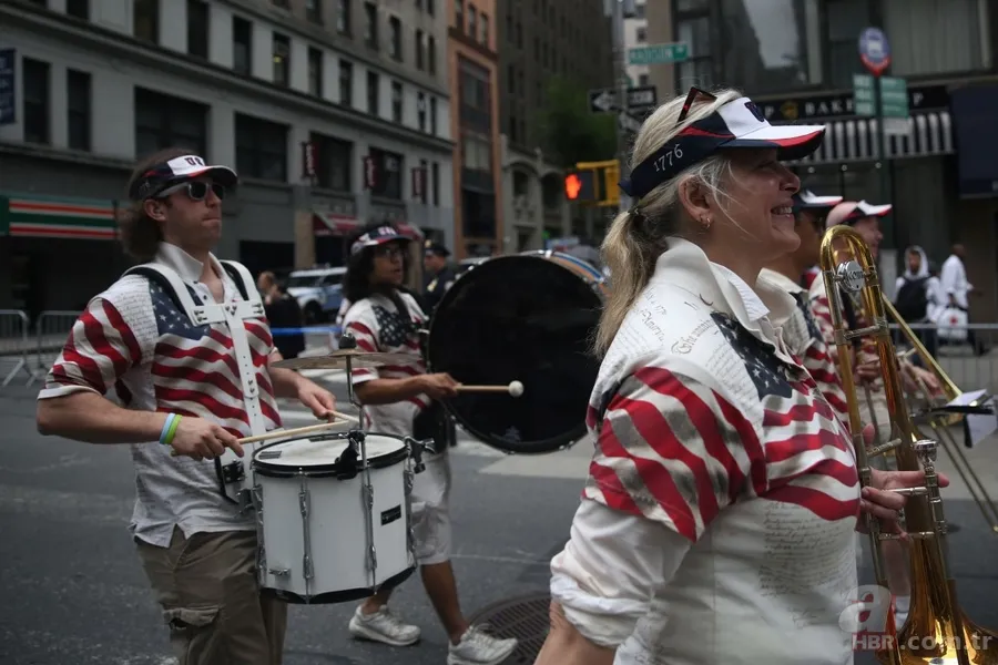 New York sokaklarında Hindistan rüzgarı 20