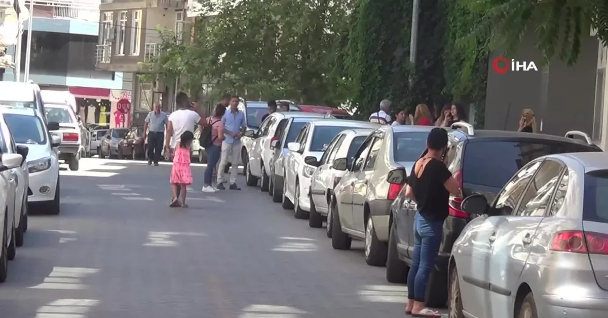Denizli'de 6 büyüklüğünde deprem! İşte görüntüler | Video