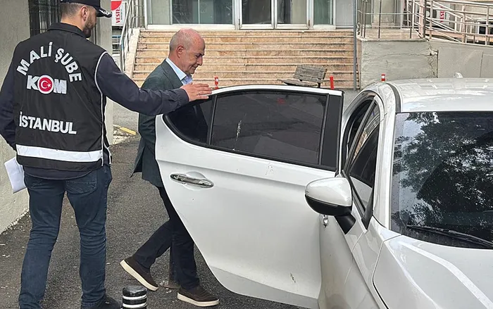 Tutuklanan CHP’li 5 belediye başkanı görevden alındı! Seçim tarihi belli oldu