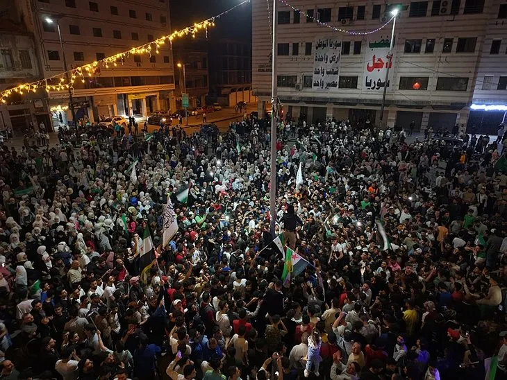 ABD Suriye’ye yaptırımları kaldırdı! Karar sonrası Şam'da coşkulu kutlama