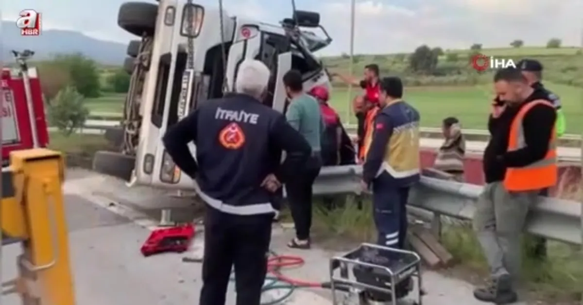 Osmaniye’de tır şarampole devrildi
