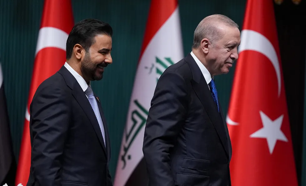 bakan-uraloglu-kalkinma-yolunda-tarihi-imzanin-perde-arkasini-a-haberde-anlatti-baskan-erdogan-krize-noktayi-b-1785784804921.jpg Bakan Uraloğlu, Kalkınma Yolu mutabakatının perde arkasını A Haber'de anlattı! Başkan Erdoğan sürece böyle yön verdi - 1
