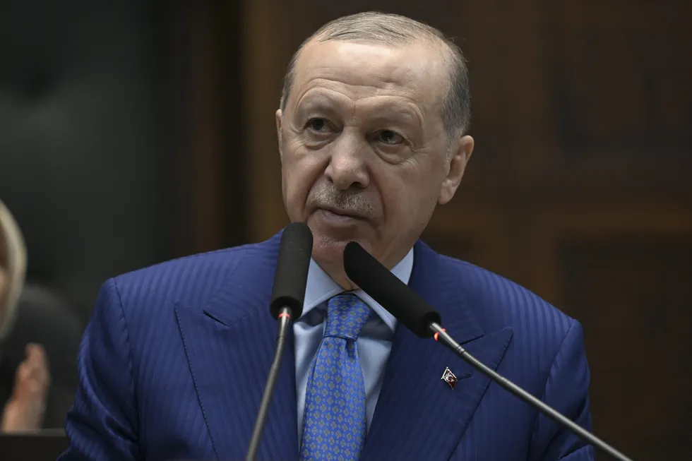 baskan-erdogandan-birlik-mesaji-duvarin-tuglalari-gibi-kenetlenecegiz-1777463558358.jpg Başkan Erdoğan'dan birlik mesajı: Duvarın tuğlaları gibi kenetleneceğiz - 5