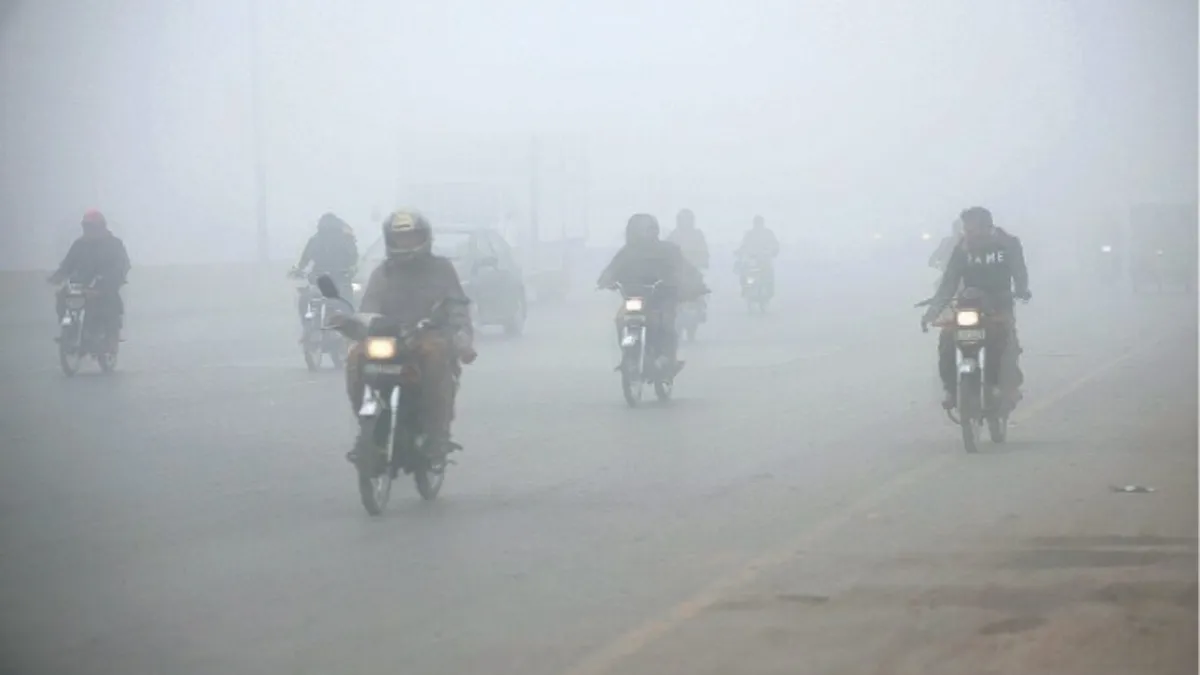 Adres Pakistan: Yoğun sis 9 can aldı!