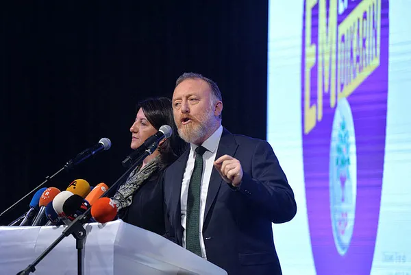 Sezai Temelli CHP’ye PKK uzantısı DEM’in İstanbul şartını duyurdu: Yönetime ortak oluruz!
