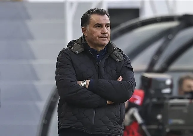 Girsunspor'dan korkutan haber! Teknik direktör maç esnasında fenalaştı hastaneye kaldırıldı...