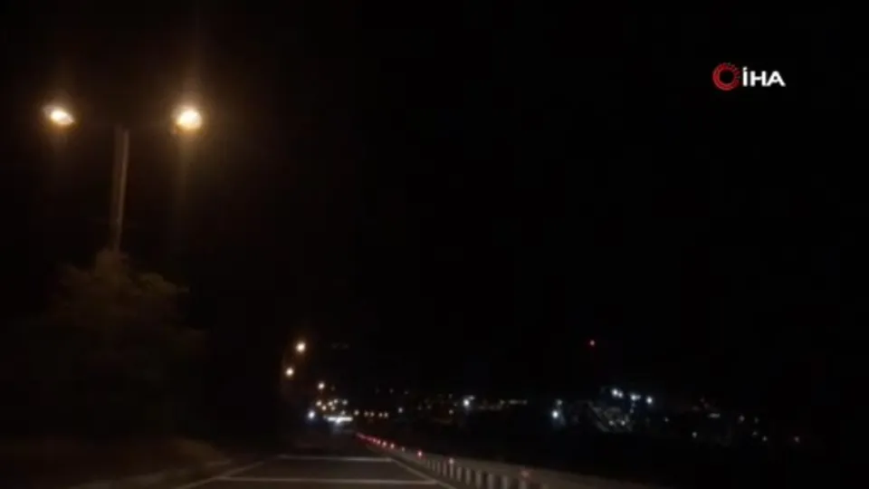 Batman’da şimşekler geceyi aydınlattı