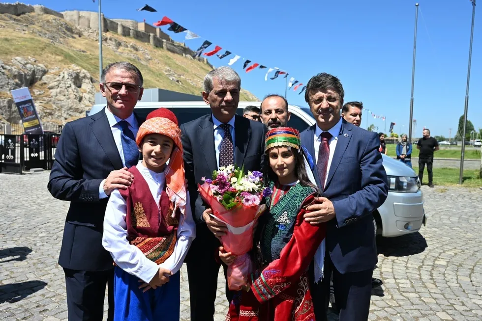 1783761720340.jpeg Van'da dev kültür maratonu: Türkiye Kültür Yolu Festivali 10. durağında - 3