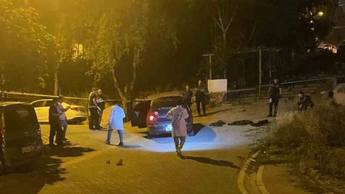 Esenyurt'ta uzun namlulu silahla tekel bayisini kurşunladılar!