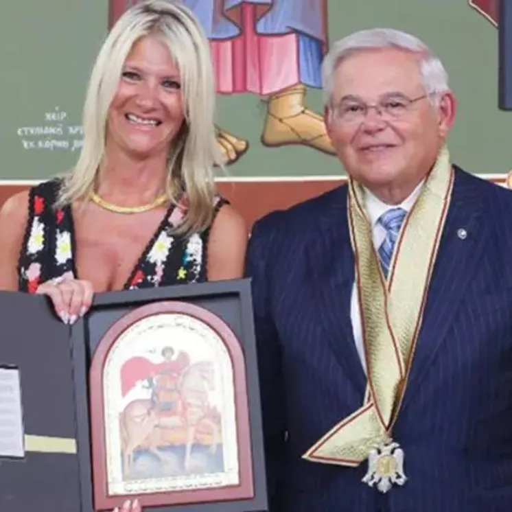 Türk düşmanı Menendez’den skandal öneri!