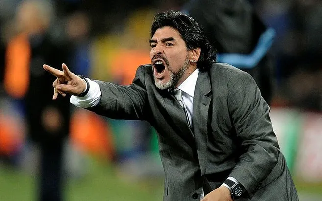 son dakika haberi diego armando maradona hayatini kaybetti maradona kimdir ahaber video izle