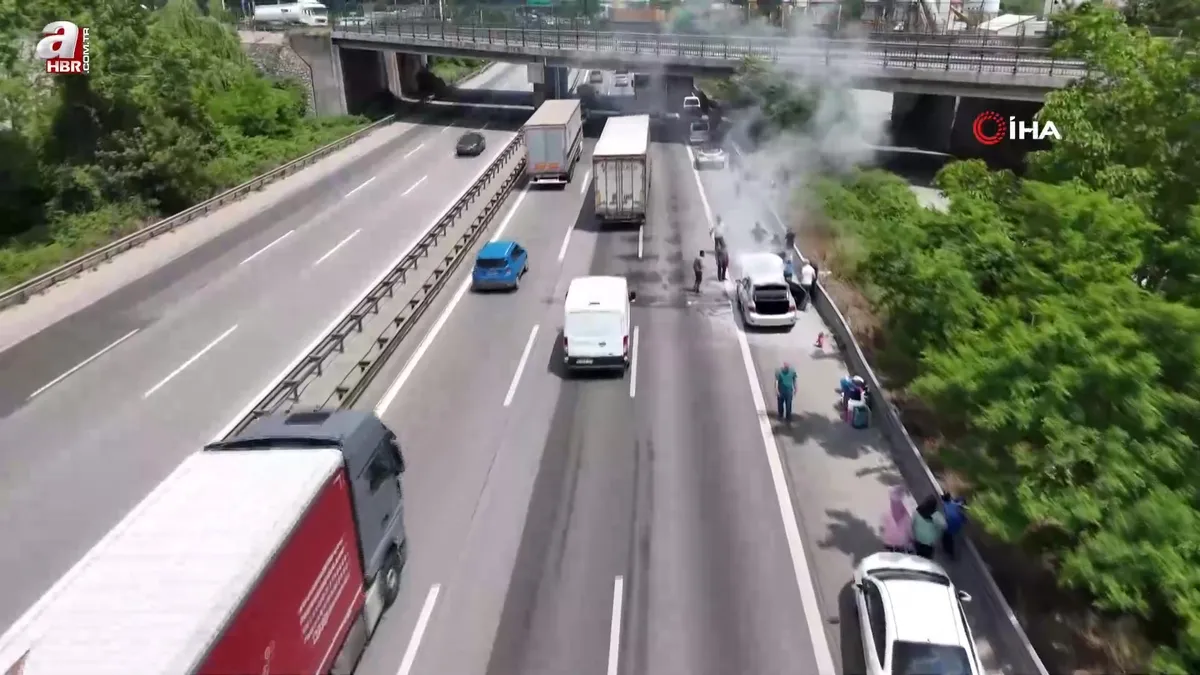 Otoyolda yangın paniği kamerada