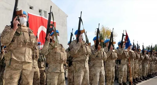 saldiri-girisiminde-bulunan-10-terorist-etkisiz-milli-savunma-bakanligindan-baris-pinari-ve-zeytin-dali-operas-1650381188582.jpg Saldırı girişiminde bulunan 10 terörist etkisiz: Milli Savunma Bakanlığından Barış Pınarı ve Zeytin Dalı operasyonu bölgelerine yönelik açıklama - 3