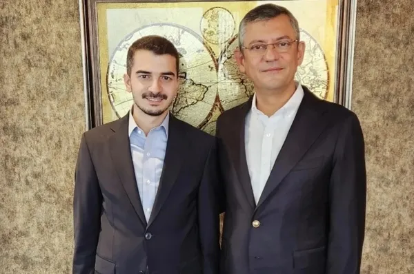 CHP’de aday belirleme krizinde yeni perde! Özgür Özel yetkiyi kaptı! 300’den fazla adayı kendisi belirleyecek...