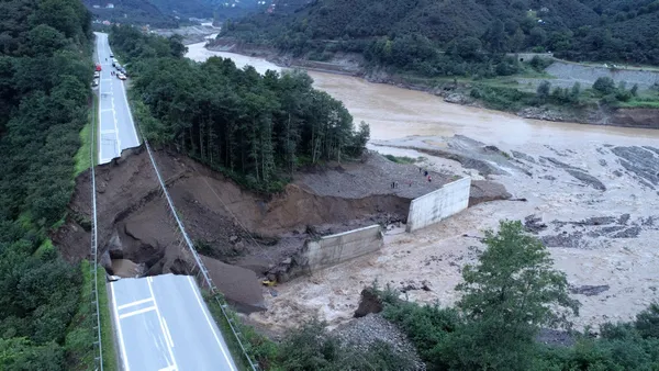 Karadeniz sel ve heyelan riski büyüyor! Uzmanlar uyardı - 4