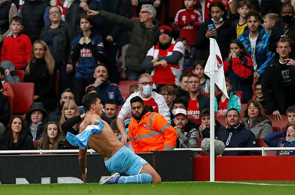 manchester-city-zorlu-arsenal-deplasmanini-kayipsiz-gecti-1641048328066.jpg Manchester City zorlu Arsenal deplasmanını kayıpsız geçti - 1
