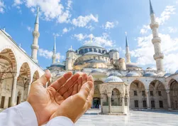 26 Haziran Cuma Hutbesi: Diyanet bu hafta "Aile Olmak" konusunu ele aldı